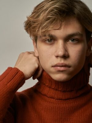Sweater Cuello Alto Rojo