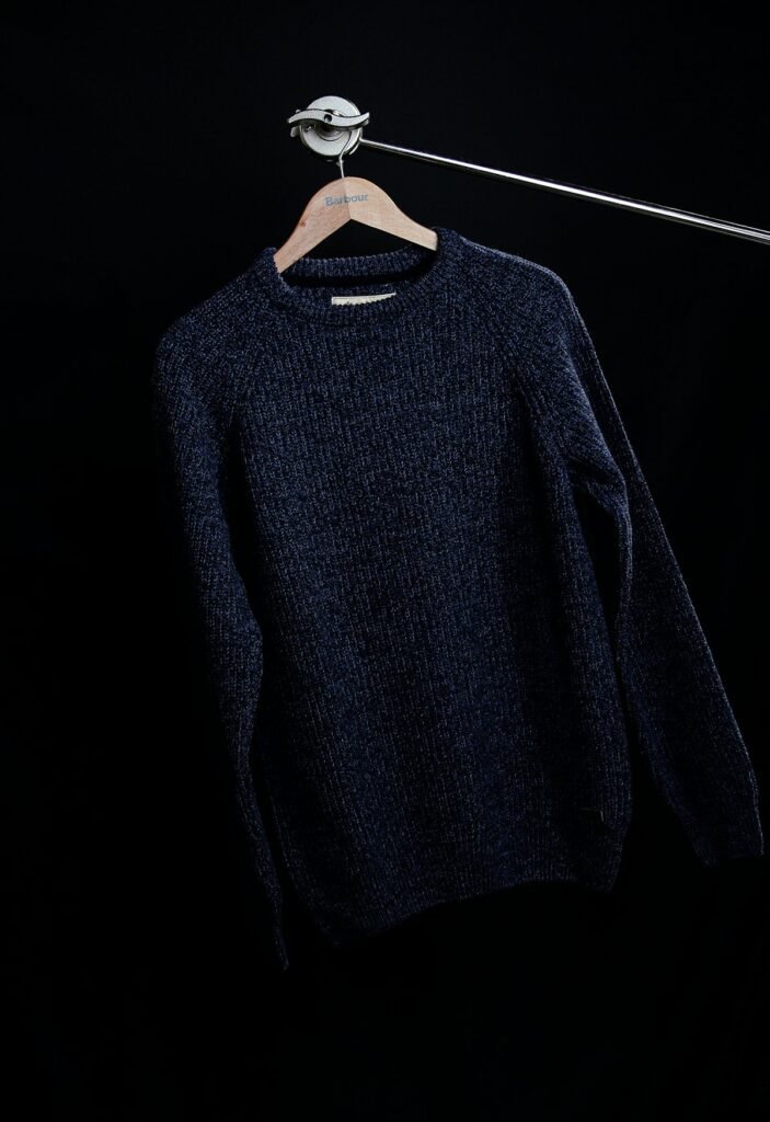 Sweater Cuello en V Negro